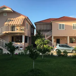 Pensionat Islami, Durrës